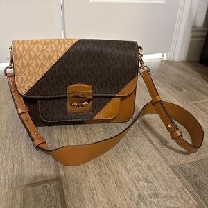 Michael Kors Colorblock MK Logo Crossbody Bag Brown Tan Gold Hardware